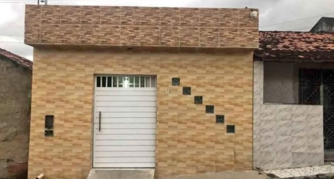 Casa pra vender na bomba do hemeterio