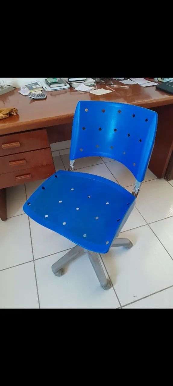 Cadeira giratoria só 119