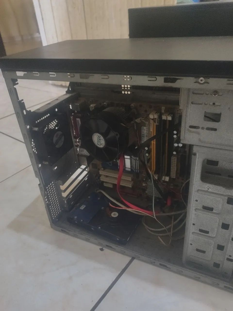 2 gabinetes pra vender ou trocar - Foto 5