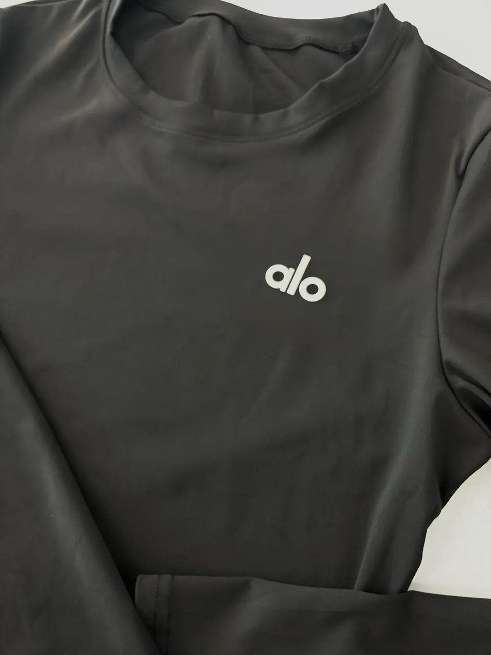 Cropped alo yoga preto M  - Foto 4