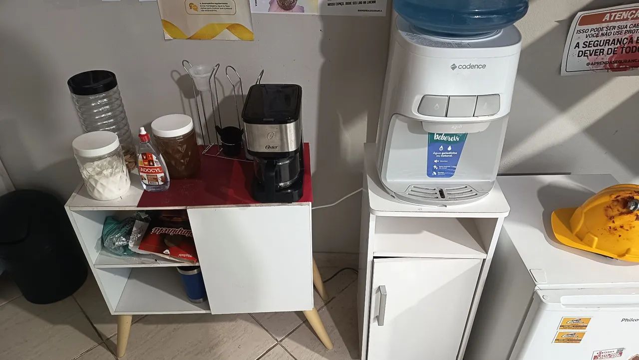 Bebedouro com mesa e Galão  - Foto 2