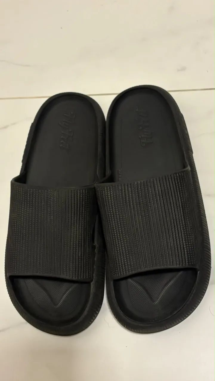 Chinelo FlyFeet