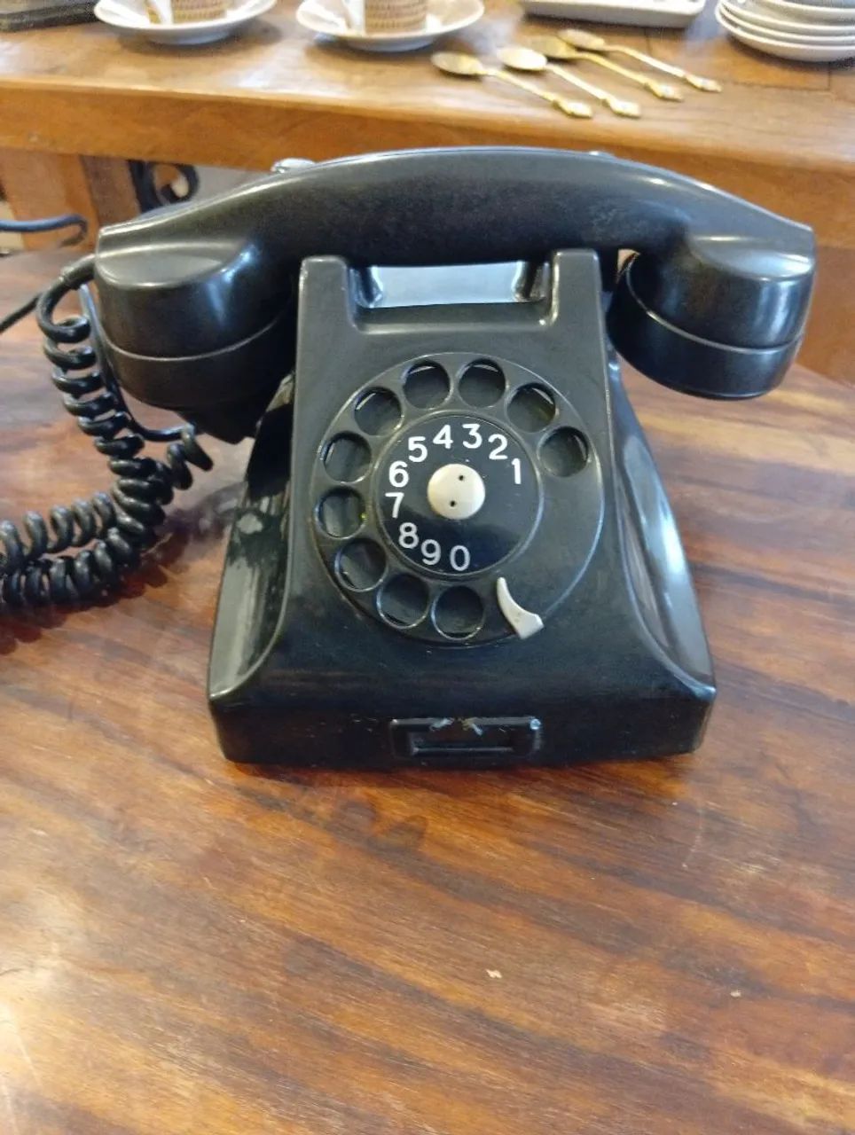 Telefone de baquelite Ericson preto