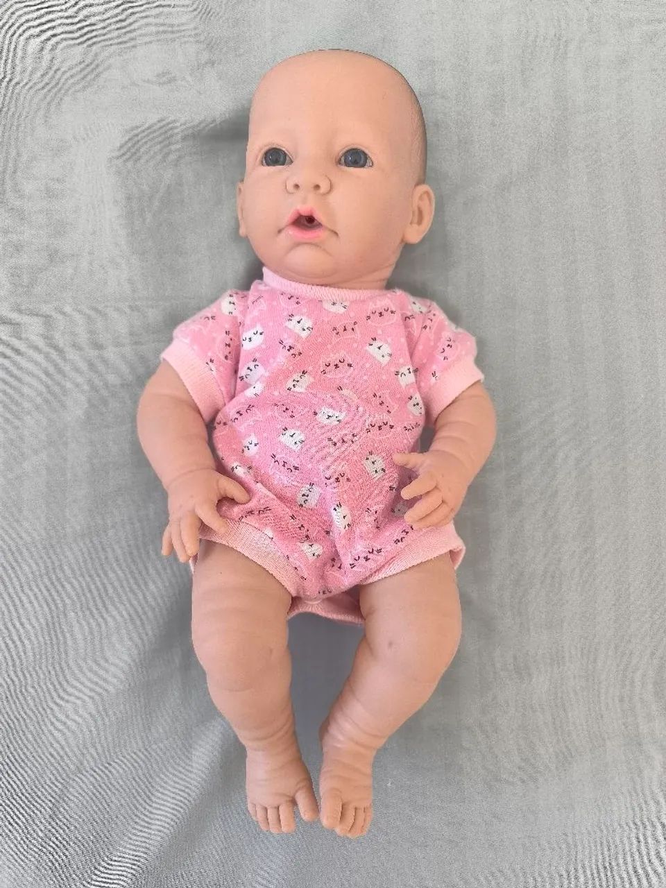 Boneca faz xixi