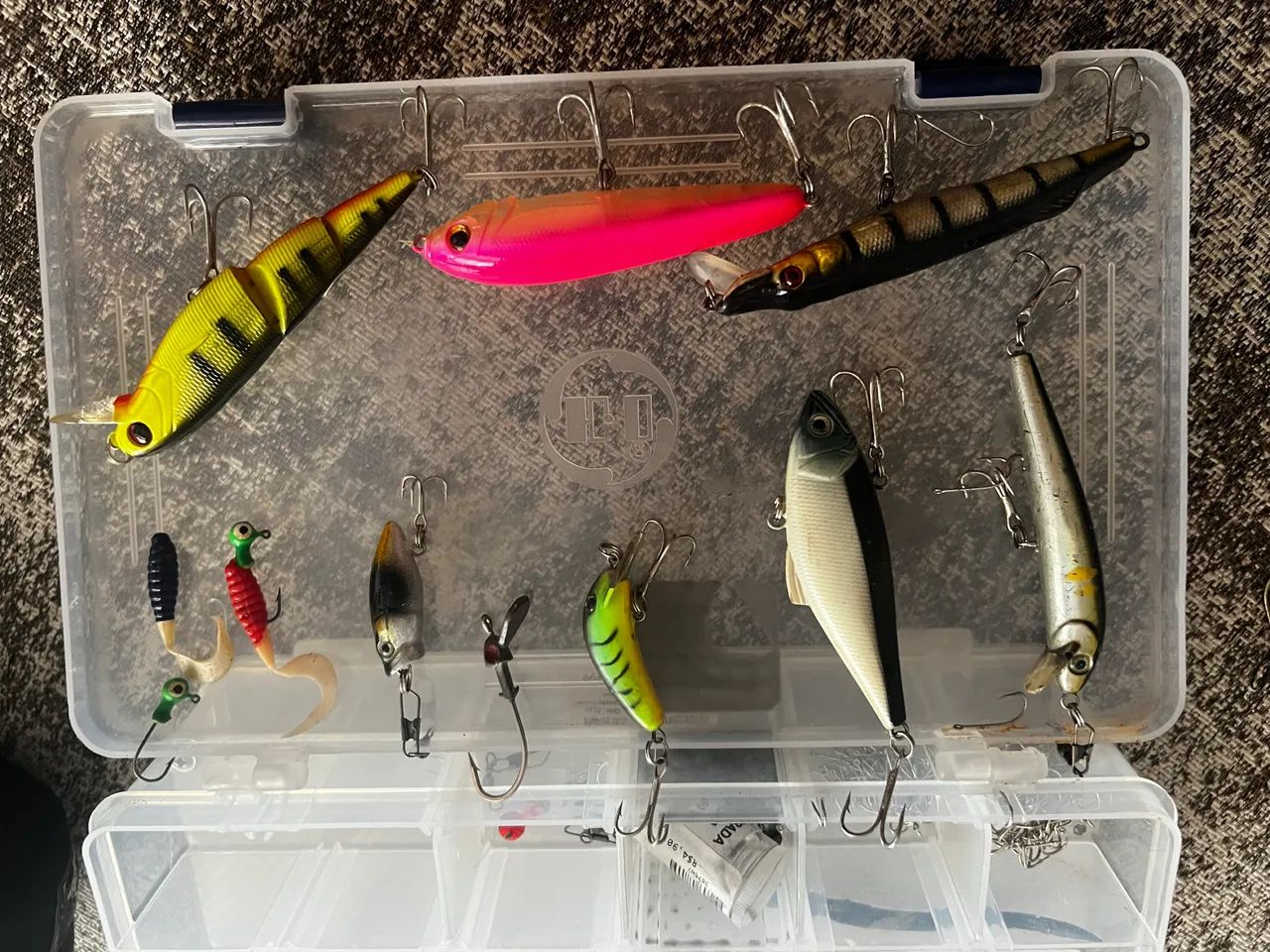 Estojos de Pesca com Iscas Artificiais - Kit Completo - Foto 5