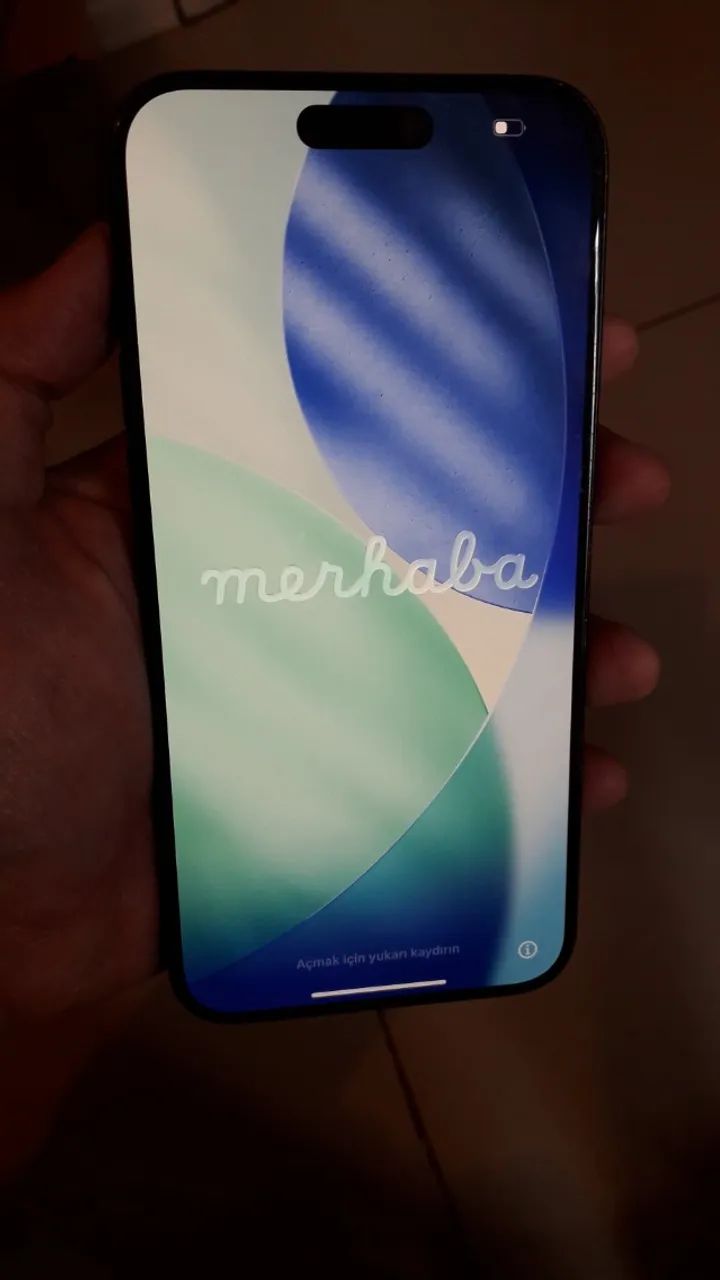 iPhone 15 pro Max Azul Titanium 256gb - Celulares e Smartphones