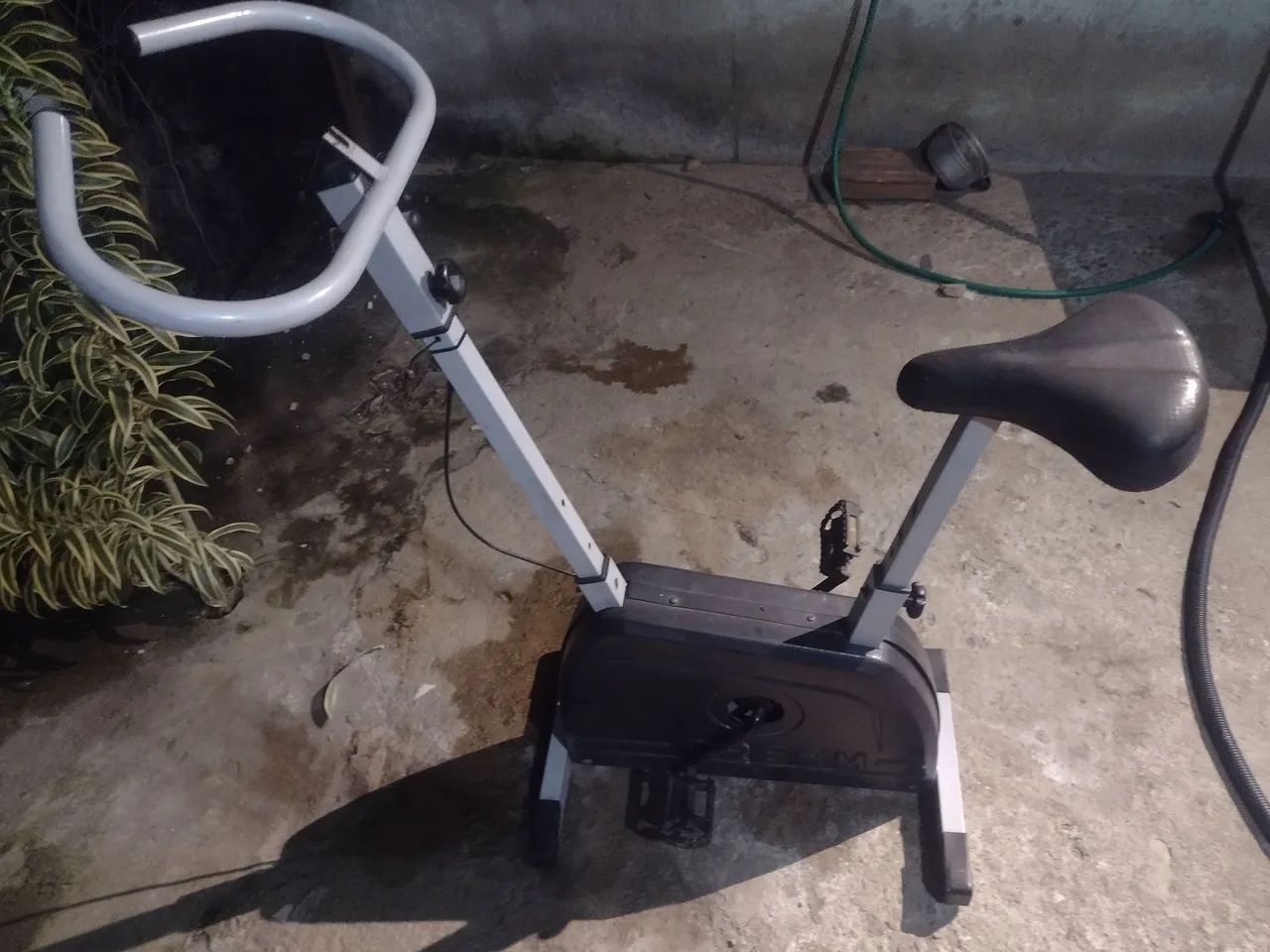 Bicicleta de exercícios 
