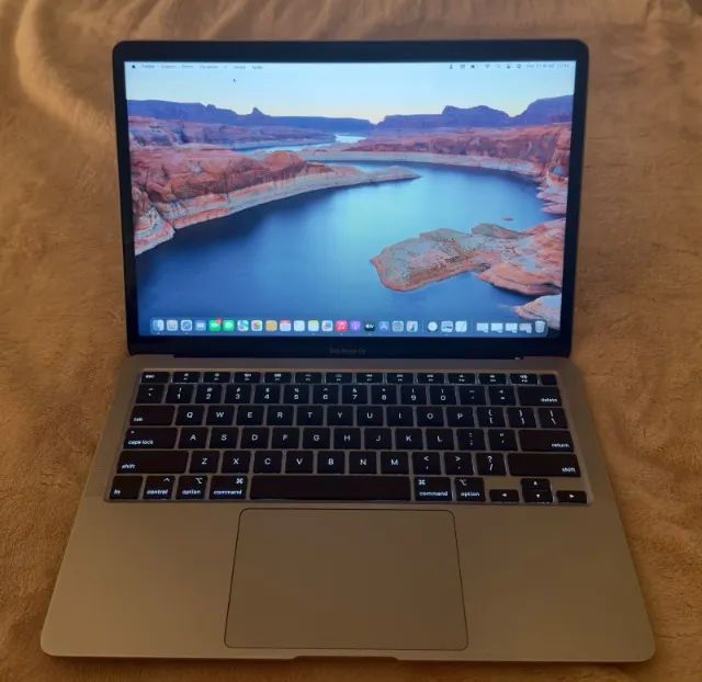 MacBook Air Retina 13,3? 2020 - Intel Core i3 - 8GB RAM - SSD
