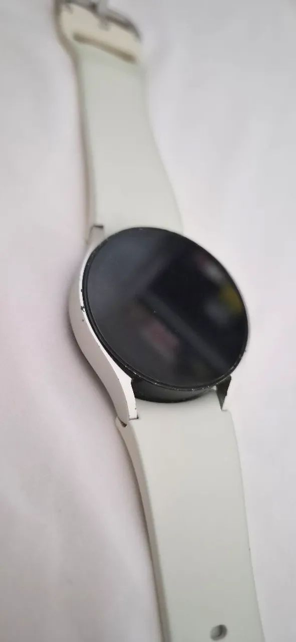Samsung Galaxy Watch6 LTE 40mm - Creme (USADO) - Foto 3