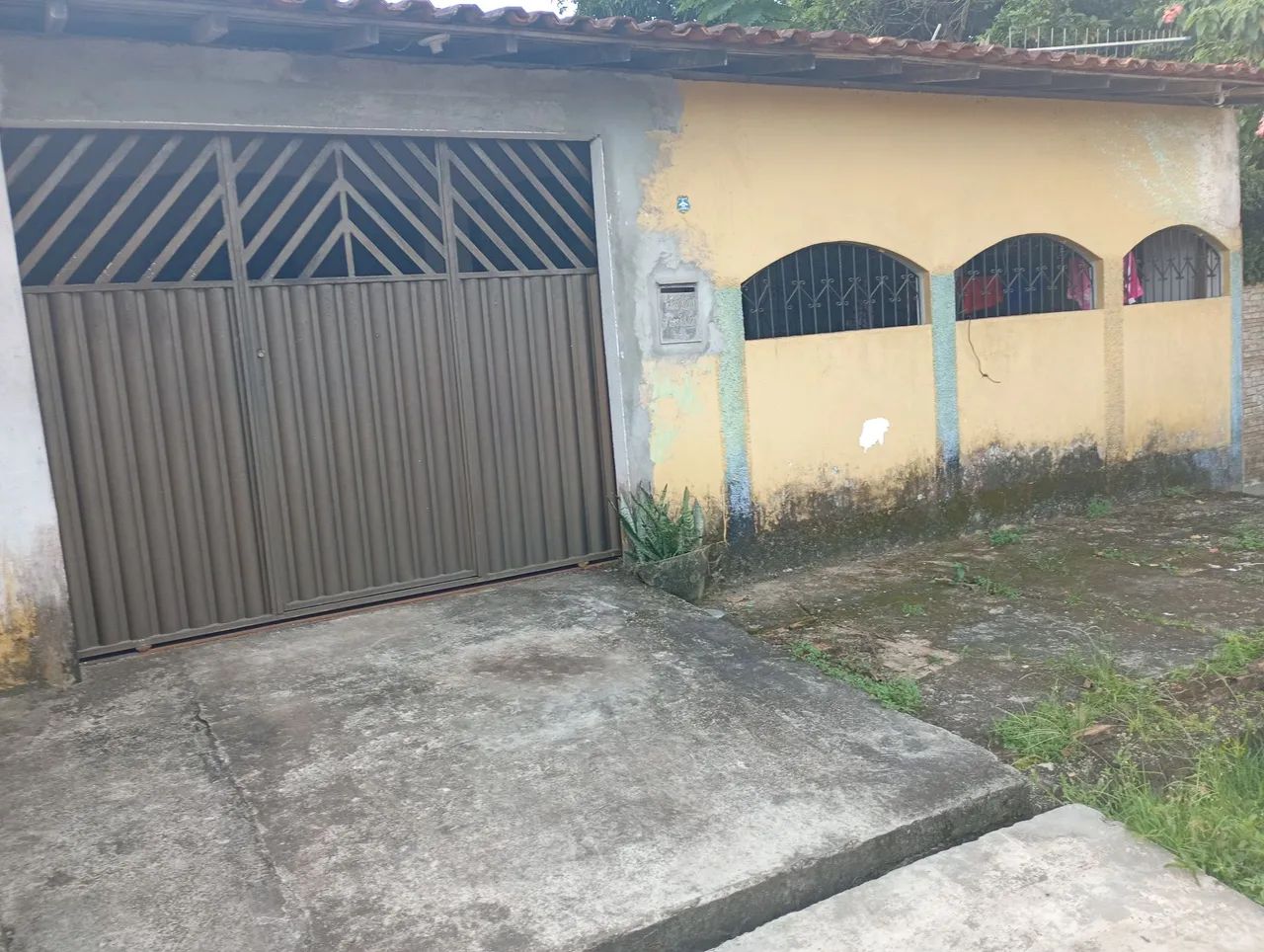 Vendo duas casas no mesmo terreno 
