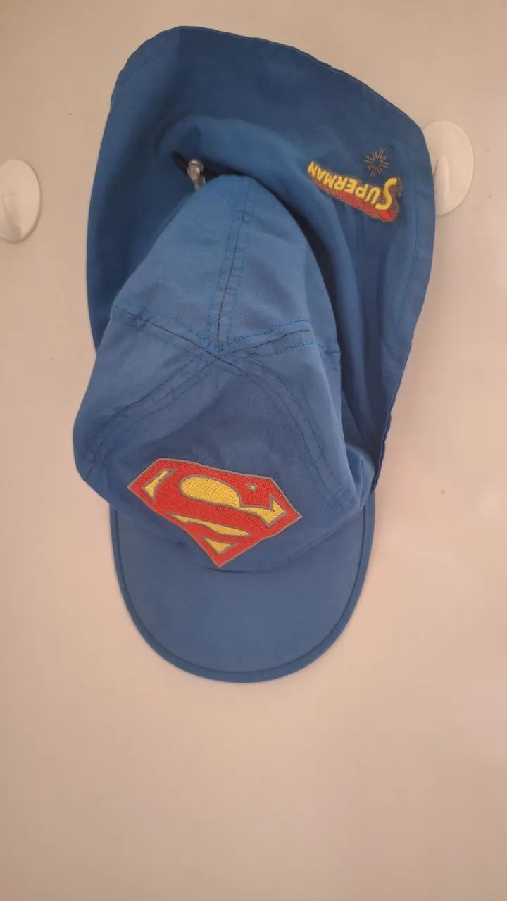 Boné do Super Homem infantil importado com ajuste e proteção do pescoço  - Foto 2