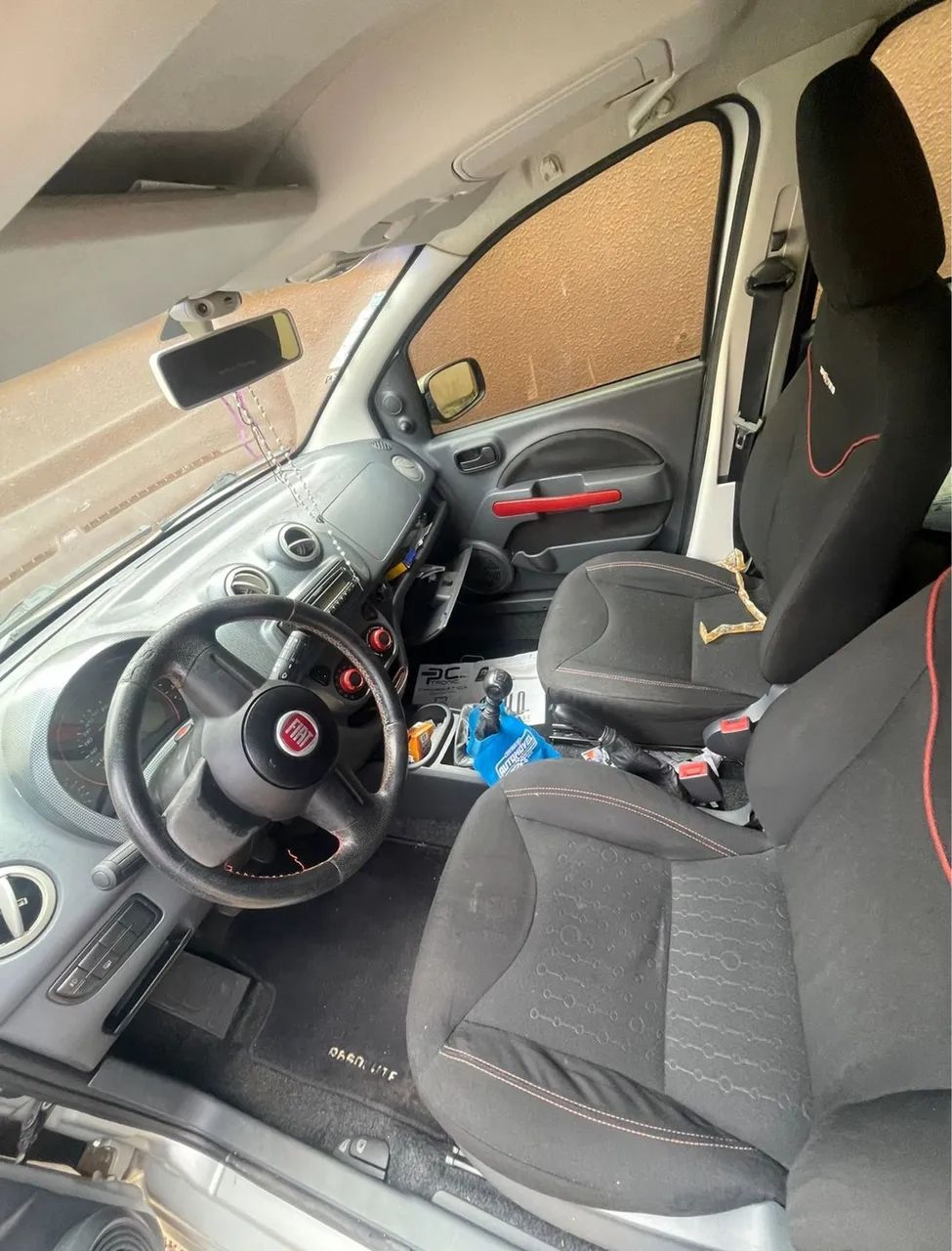 Fiat Uno Sporting 1.4 EVO Fire Flex 8V 4P 2012 - Foto 5