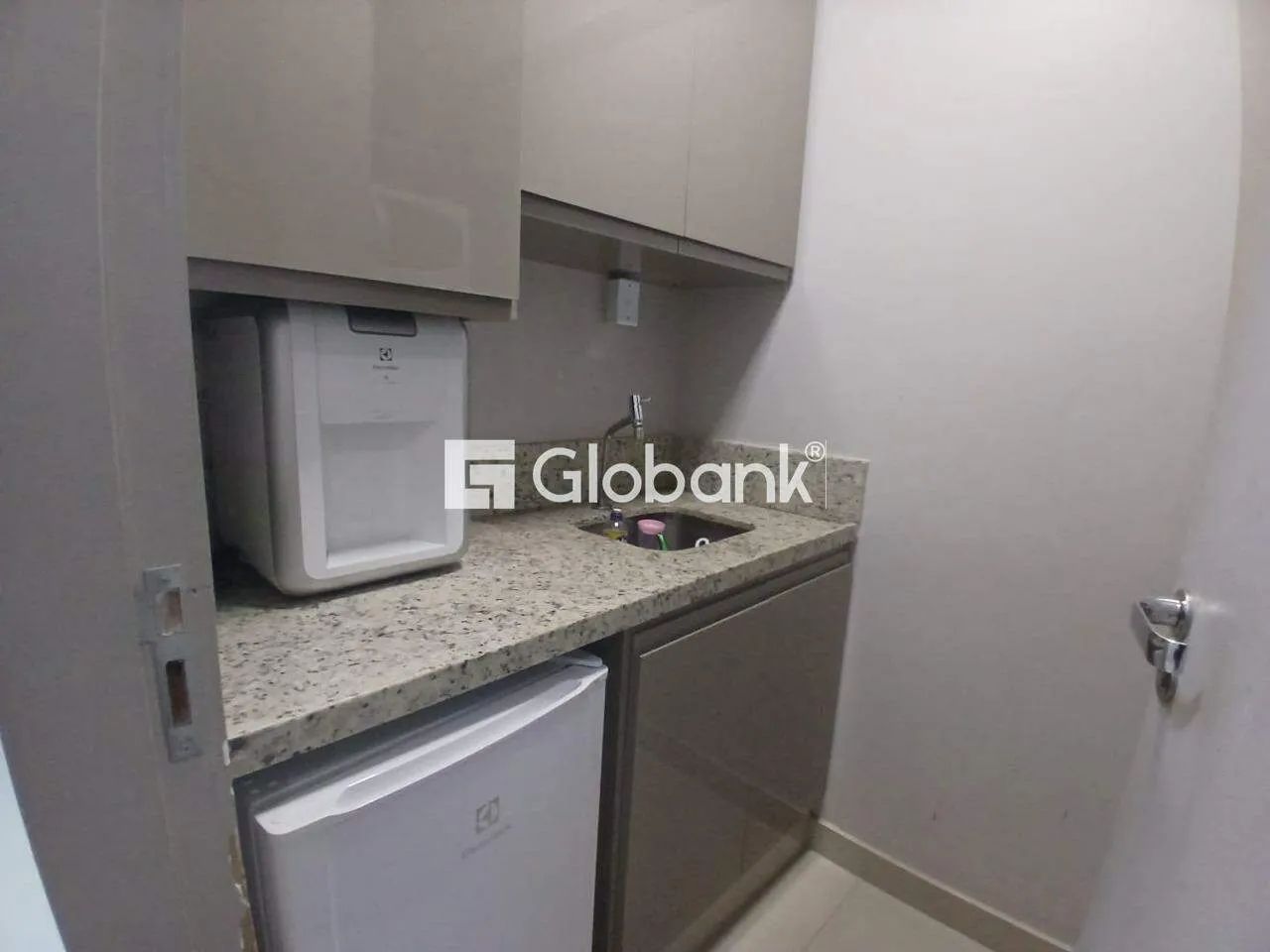Sala comercial à venda no Centro com 130 m² - Foto 4