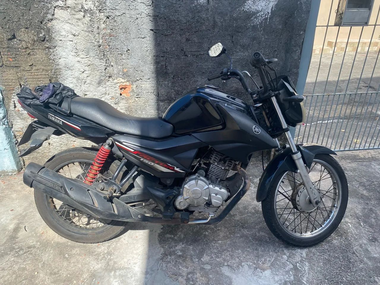 Yamaha Factor 150 Preta 