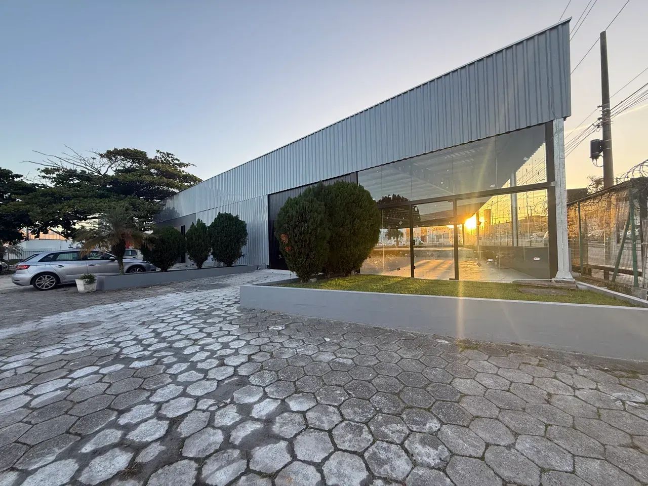 750 m² em ponto comercial estratégico na Ivo Silveira - Foto 3