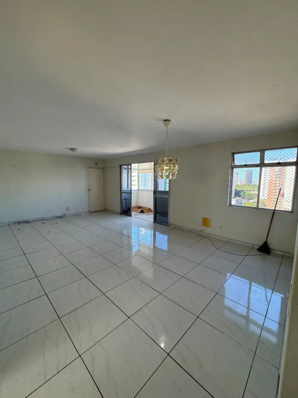 Apartamento lindo e espaçoso de 132 m² à venda no coração do Espinheiro - Foto 4