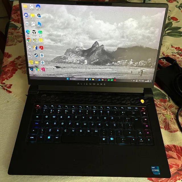 Notebook Dell Alienware m15 R7  - Foto 3