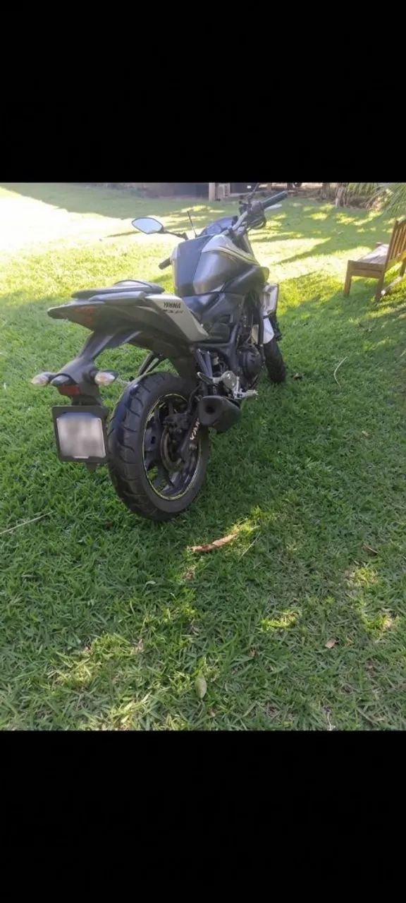 Moto Yamaha 