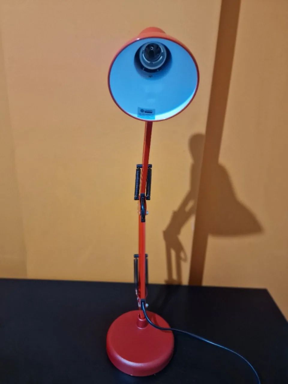 Luminária de Mesa Articulável - Foto 4