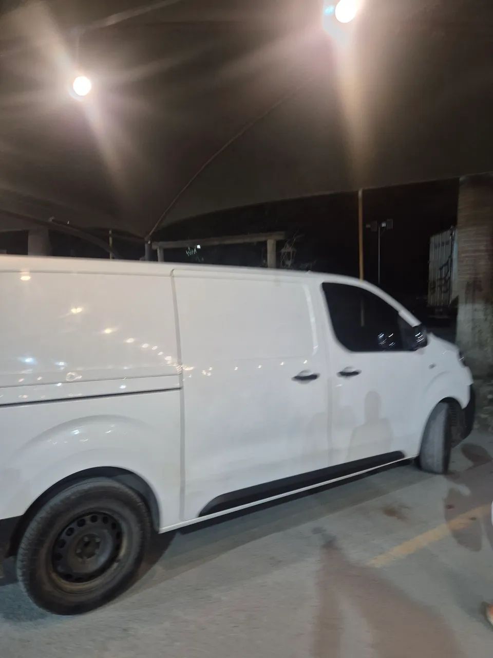 Pequenas mudanças, fretes e carretos 