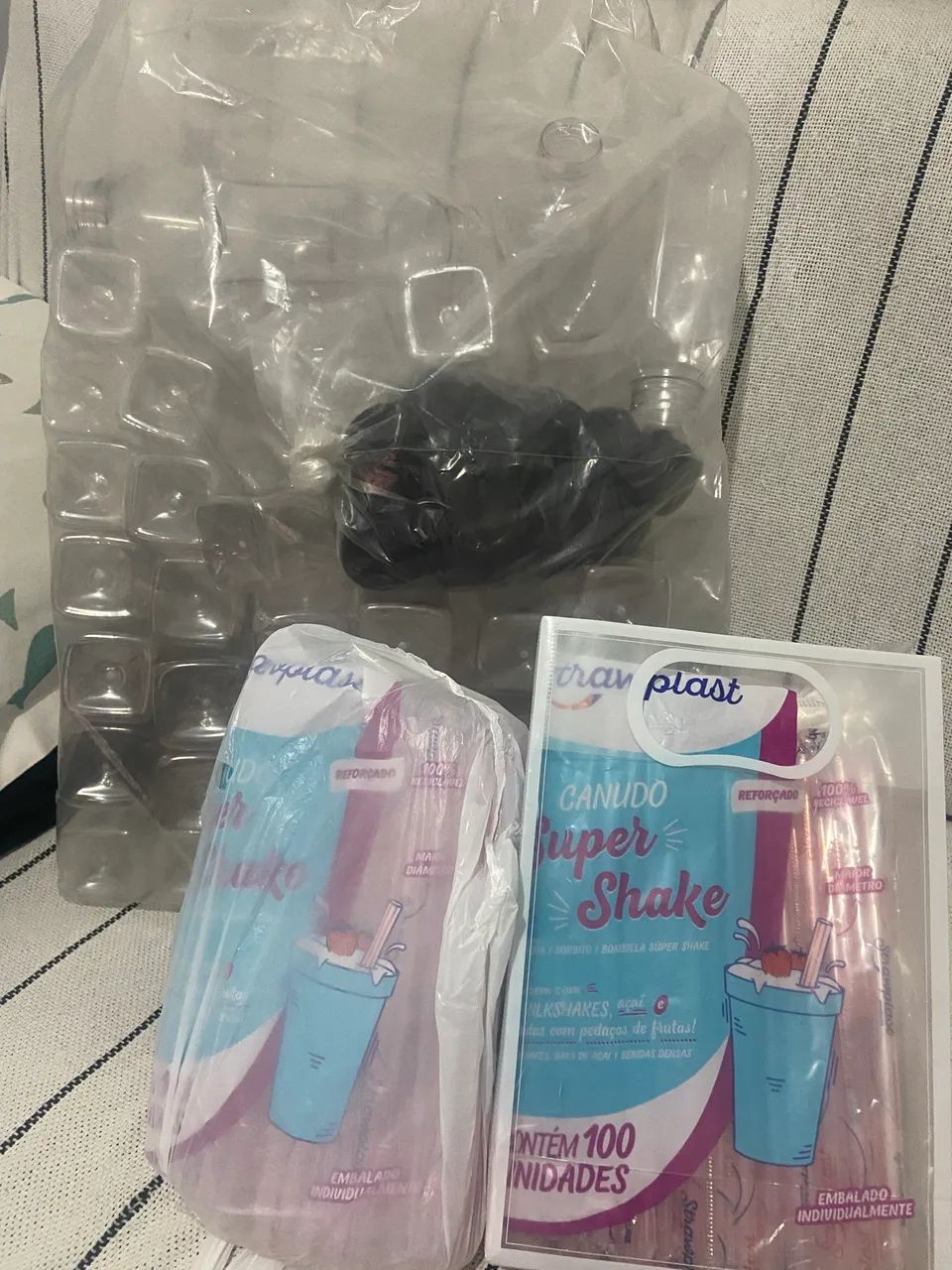 Garrafa de açaí 300ml e kit 
