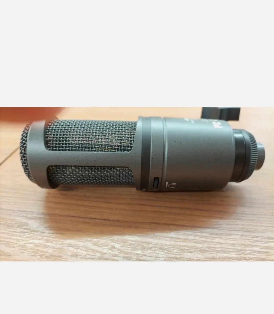 Microfone condensador Audio-Technica AT2020 XLR 20Hz-20kHz - Foto 4