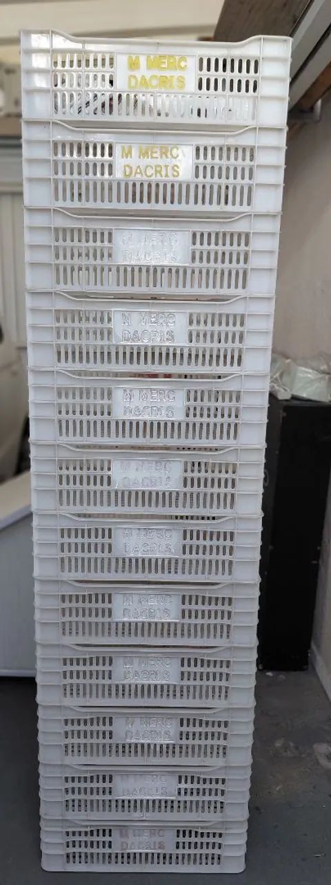 caixas plásticas 