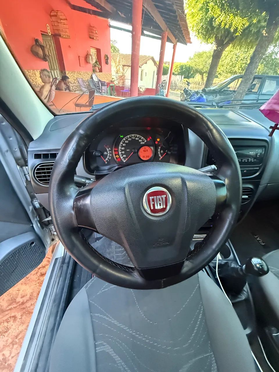 Fiat Strada Working Celeb.1.4 Fire Flex 8V CD 2015 - Foto 4
