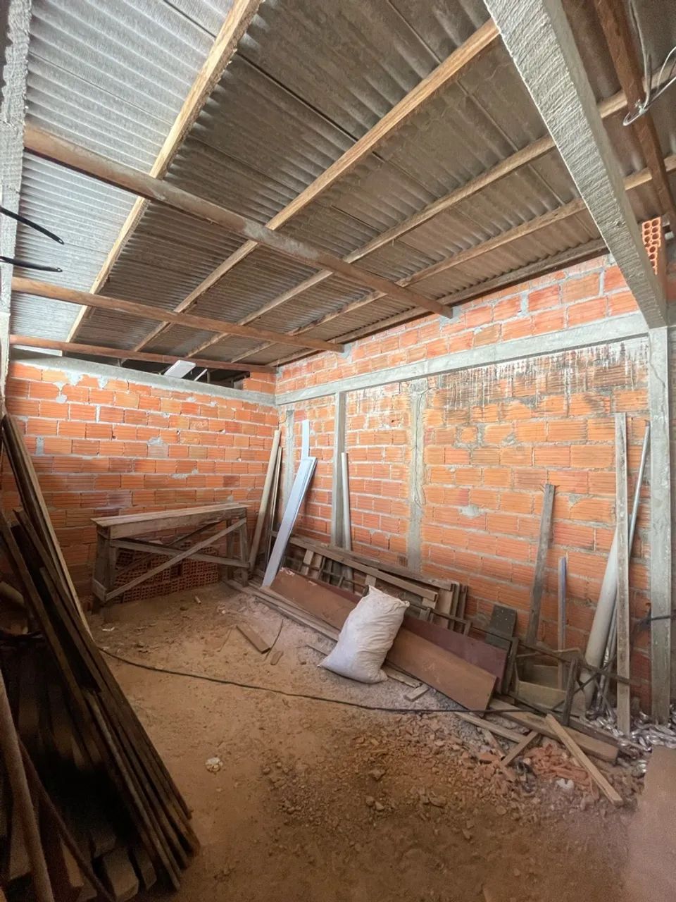 Casa com kitnet e um ponto inacabado - Foto 4