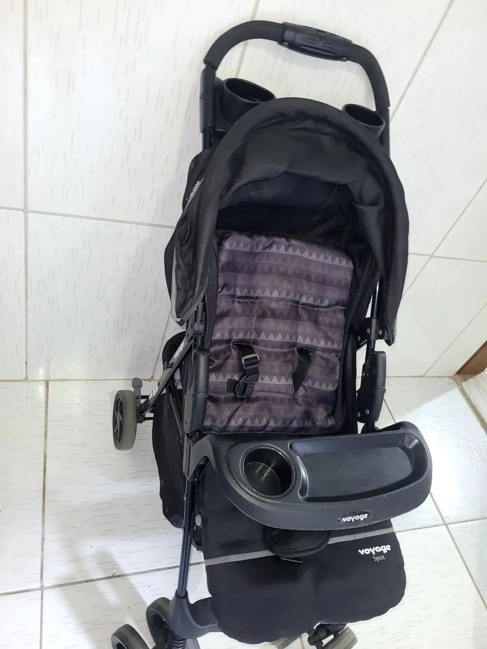 Carrinho de bebê de passeio 
