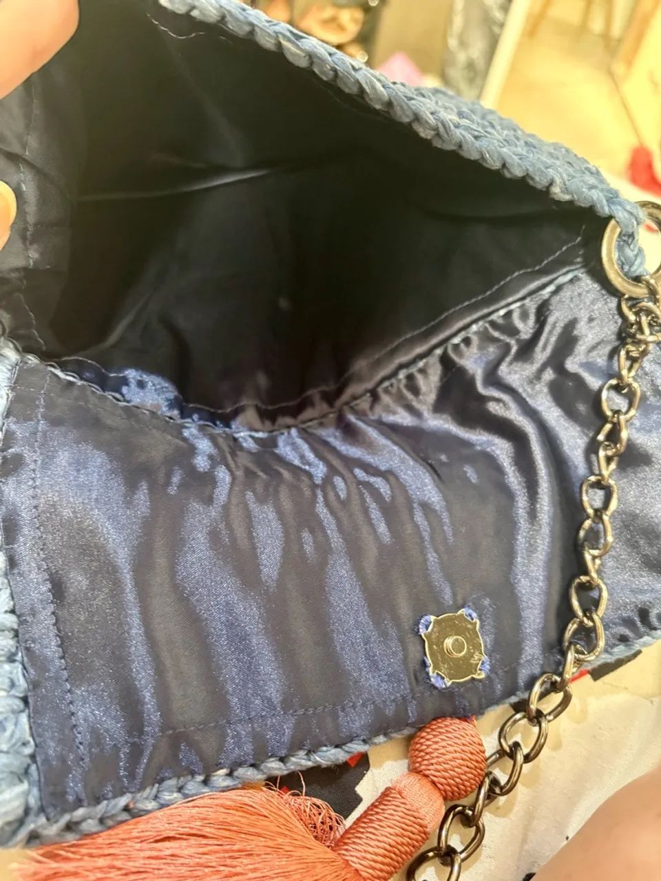 Bolsa em croche com tassel e alça removível  - Foto 5