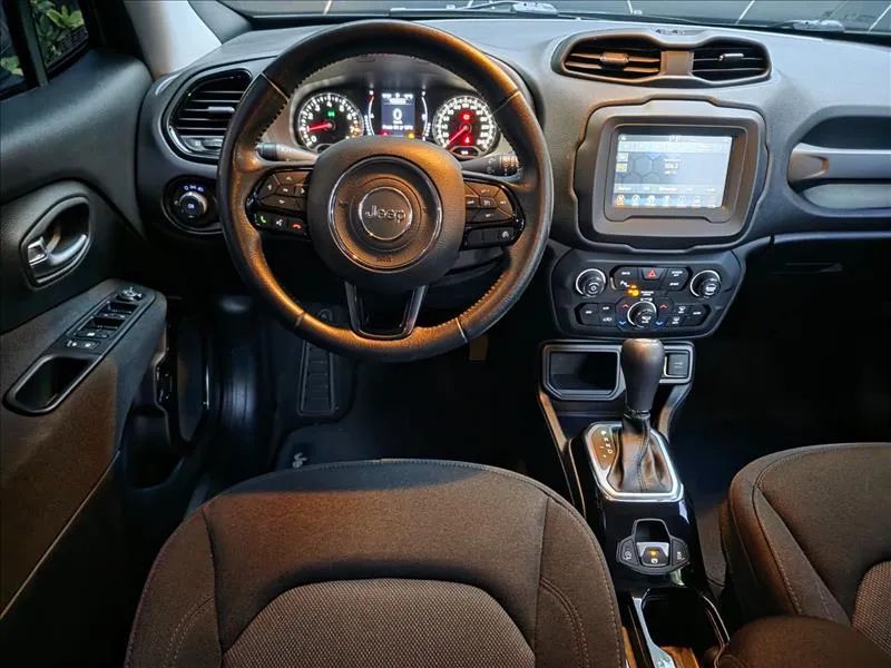 Jeep Renegade Sport 1.8 4x2 Flex 16V Aut., foto 12 de 16