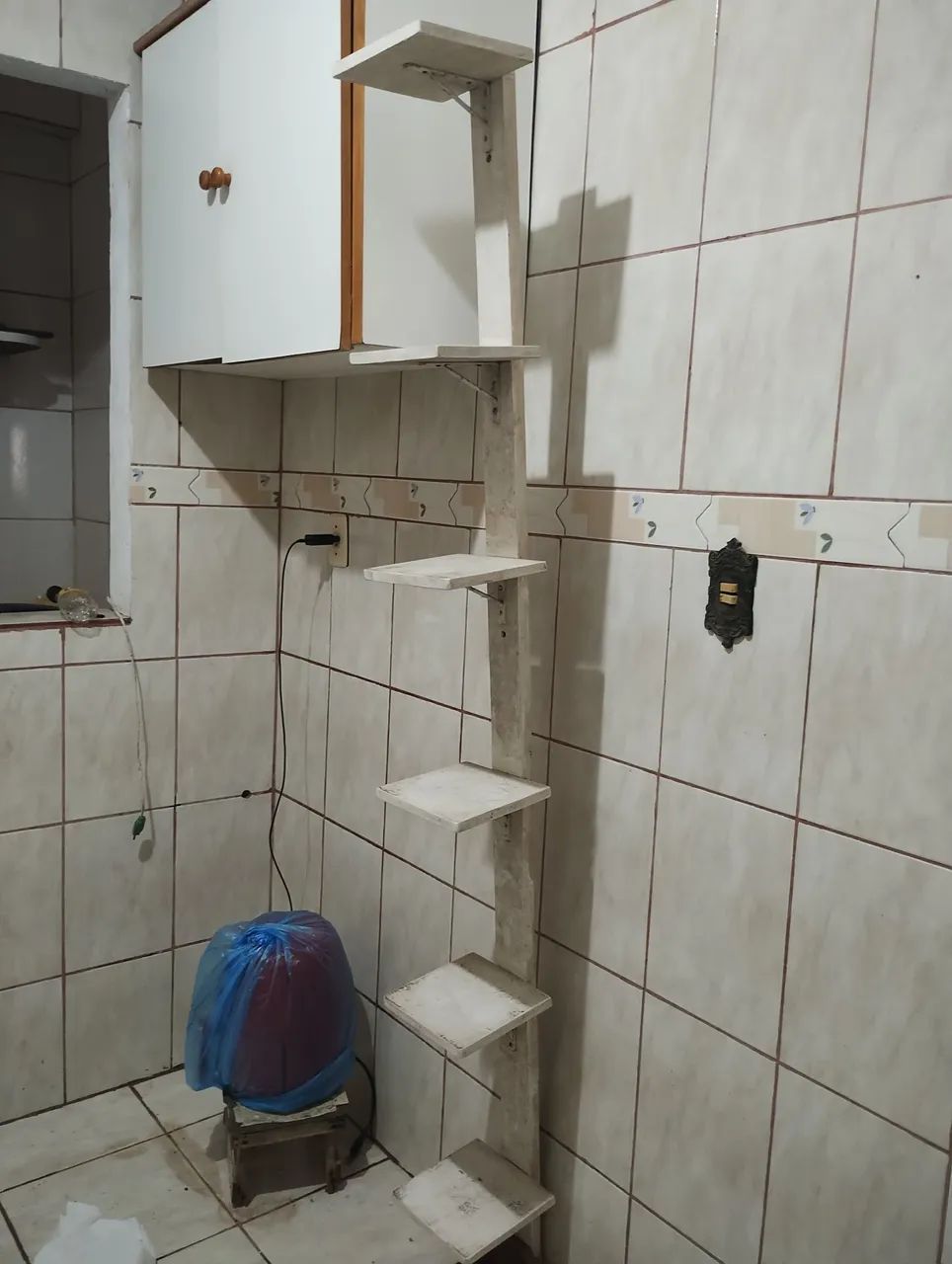 Prateleira de canto  - Foto 2