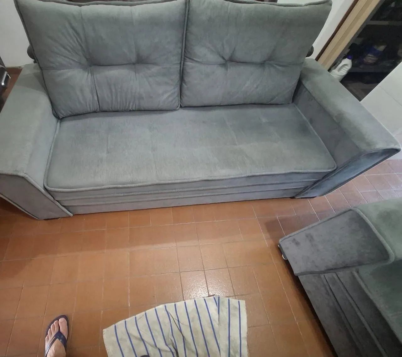 Sofá semi novo urgente!!! - Foto 3
