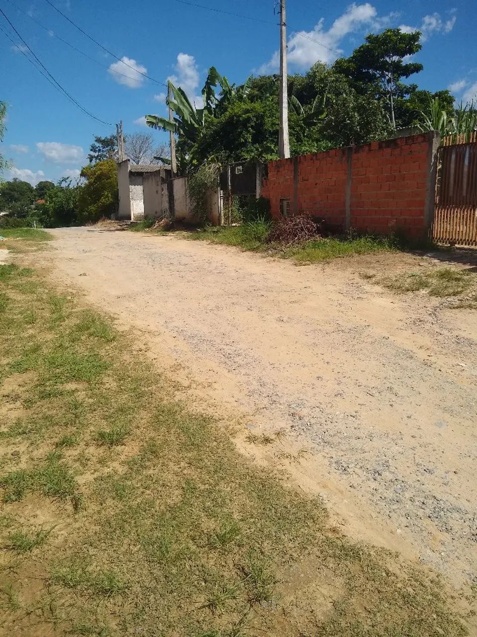 VENDO/TROCO. Araçoiabinha casinha nova - Foto 4