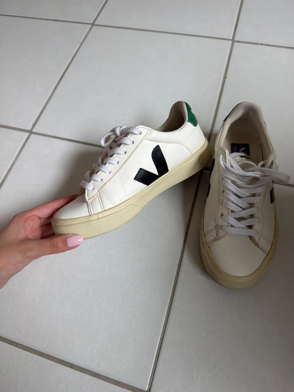 Tênis da vert/veja - Foto 2