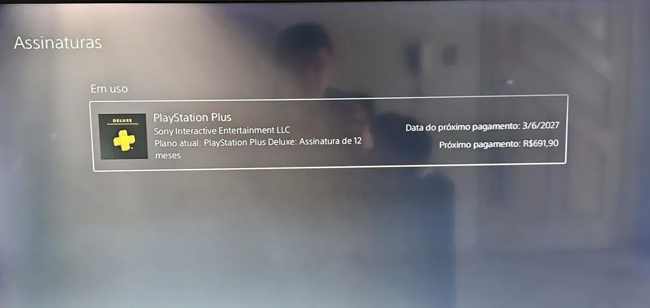 PS5 Slim Impecável + Controle Original + 1 Ano de PS Plus Extra - Foto 4