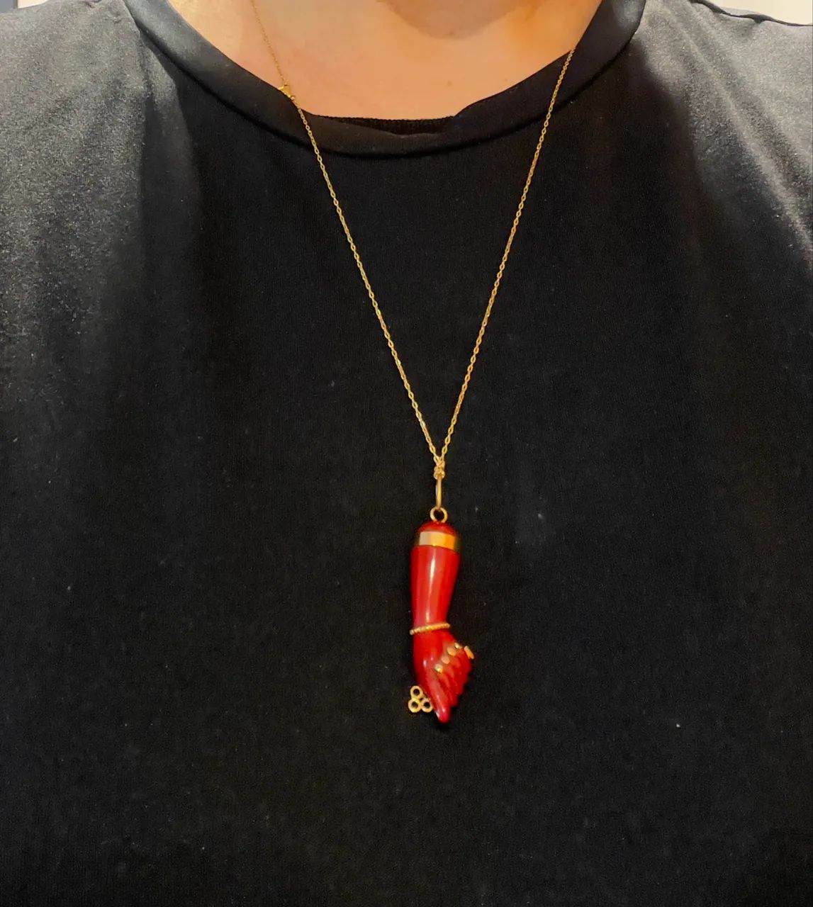 Pingente figa vermelha ouro 16k 