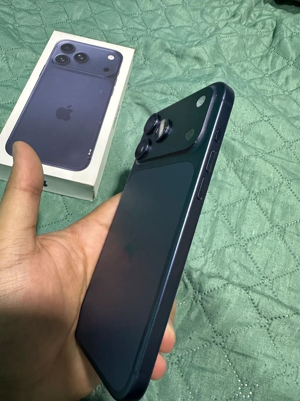 iPhone 17 Pro Max 100% Bateria | Saúde 100% | Impecável | Caixa e Acessórios - Foto 4