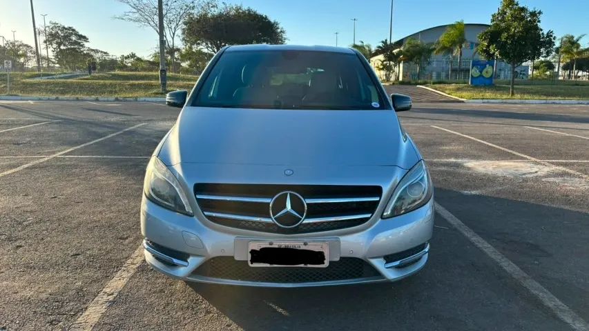 Mercedes-Benz Classe B 200 CGI 1.6 TB Sport 156cv AUT 2013