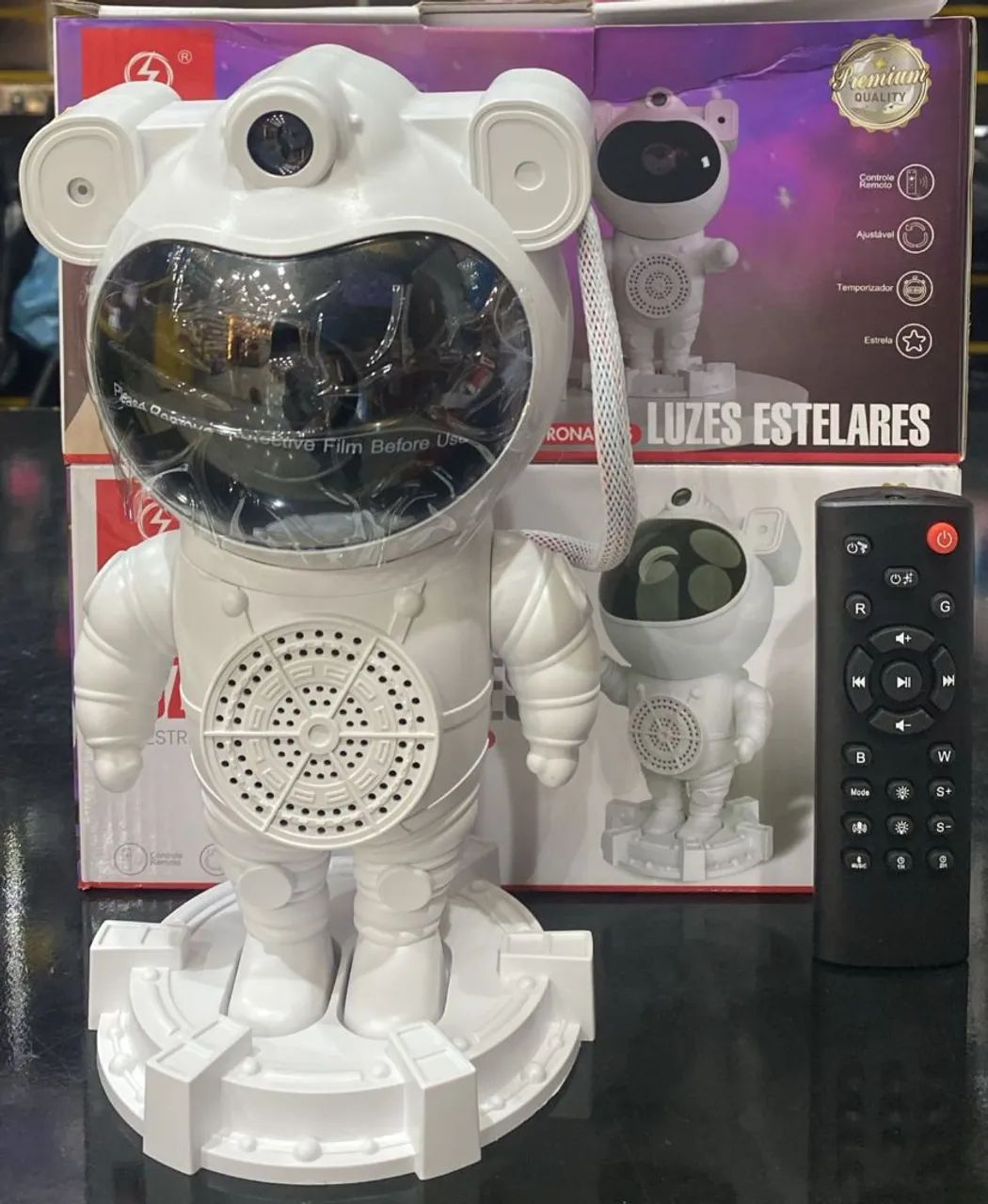 Luminária + Caixinha de som Bluetooth astronauta 