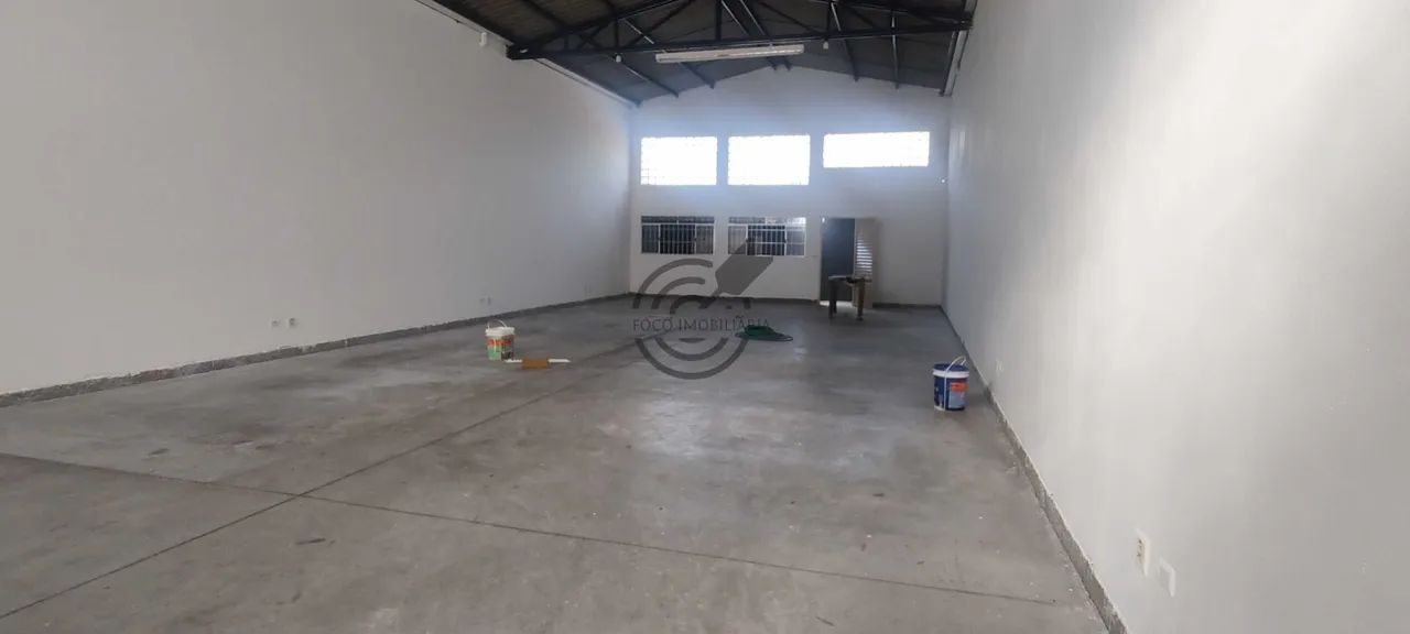 Oportunidade ! Galpão Salão Comercial Cajuru Sorocaba ideal para lojas ou e-commerce - Foto 2