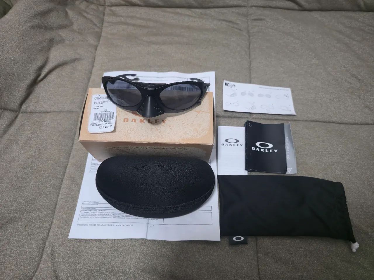 Óculos Oakley Plantaris Matte Black Prizm Grey  - Foto 3