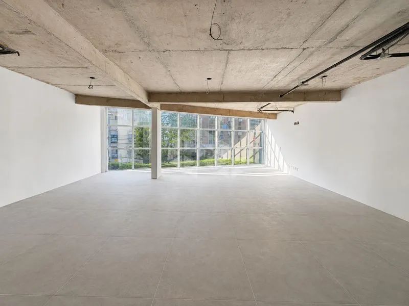 Sala 97.02M ² - para Alugar - Foto 2