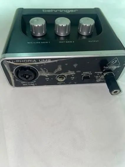 Microfone AT2020 + Interface Berigher UM2  - Foto 5