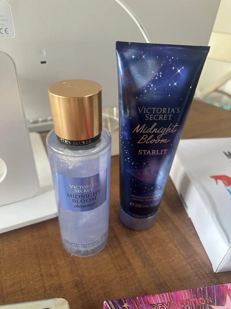 Maquiagens e perfume  - Foto 3