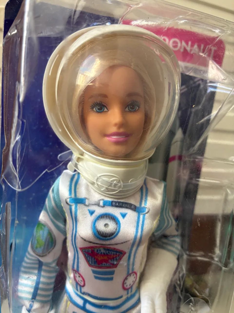 Boneca Barbie Astronauta Lacrada  - Foto 2