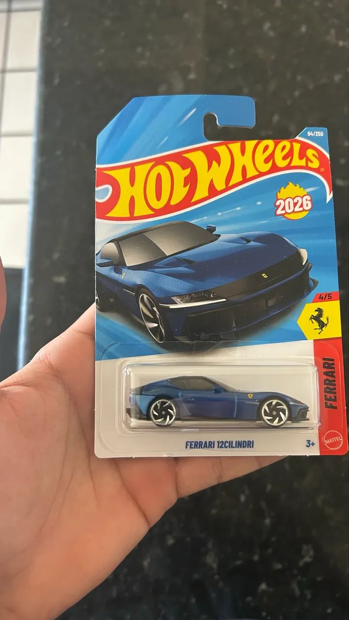 HotWheels Ferrari 12 Cilindri Azul
