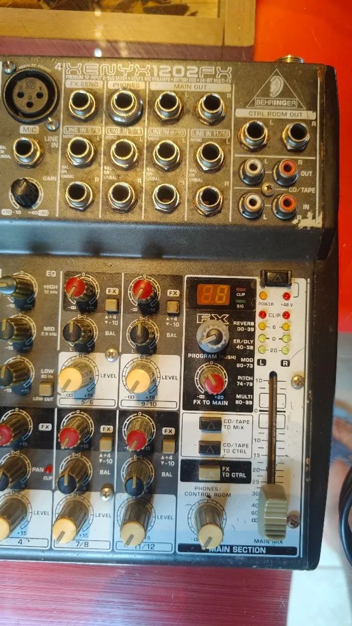 Mesa de som Behringer 1202fx - Foto 3