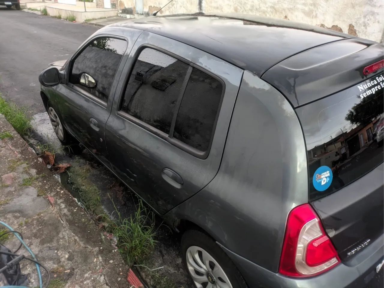 Renault Clio Rn/alize/expr./1.0 Hi-power 16V 5P 2013 - Foto 3